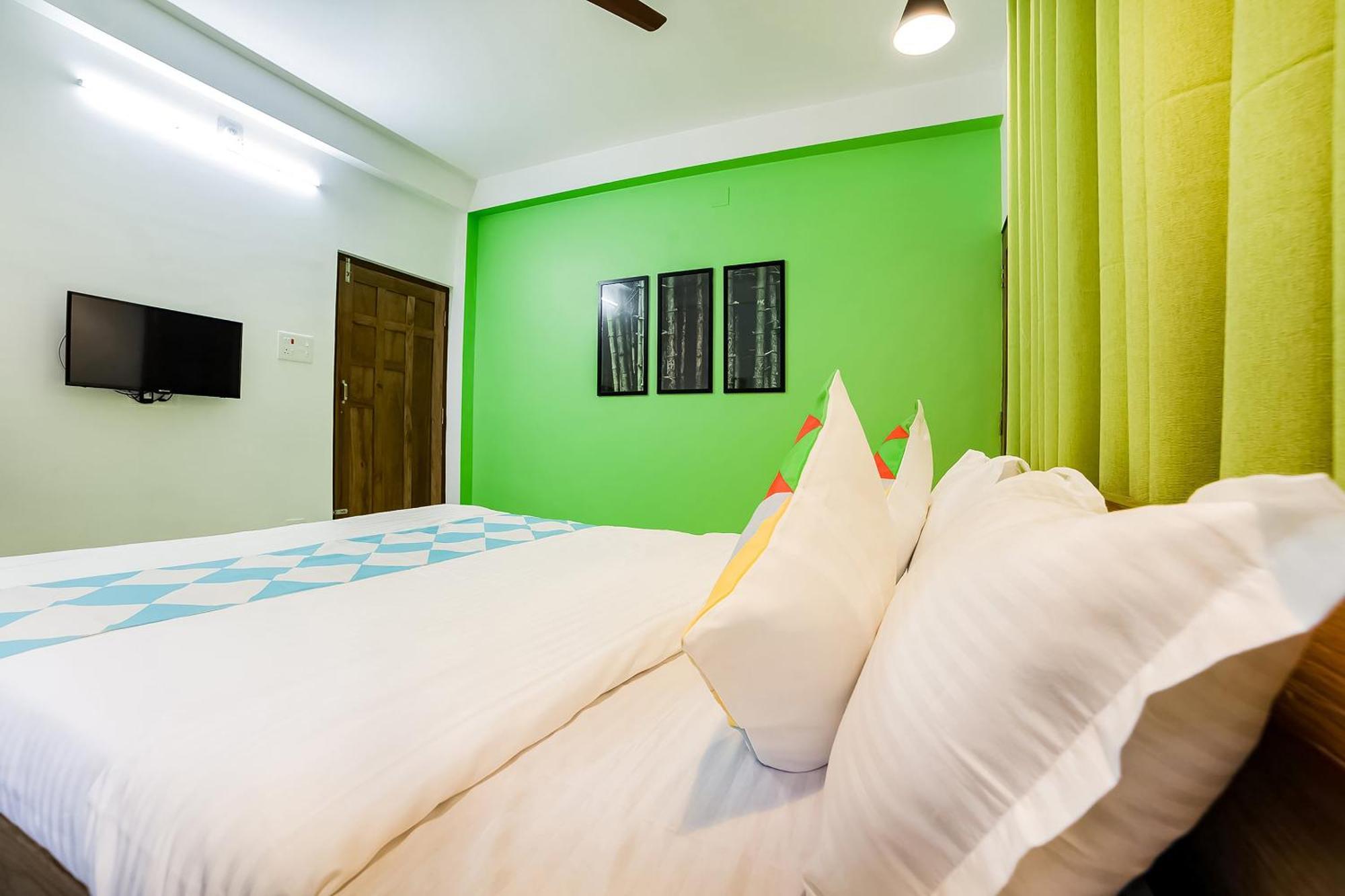 Hotel O Khan Basera Khandagiri Екстериор снимка