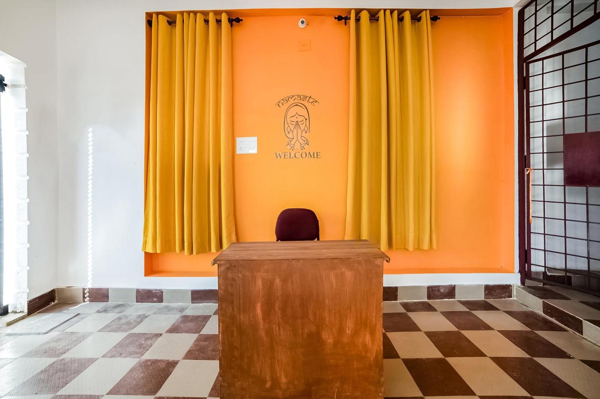 Hotel O Khan Basera Khandagiri Екстериор снимка