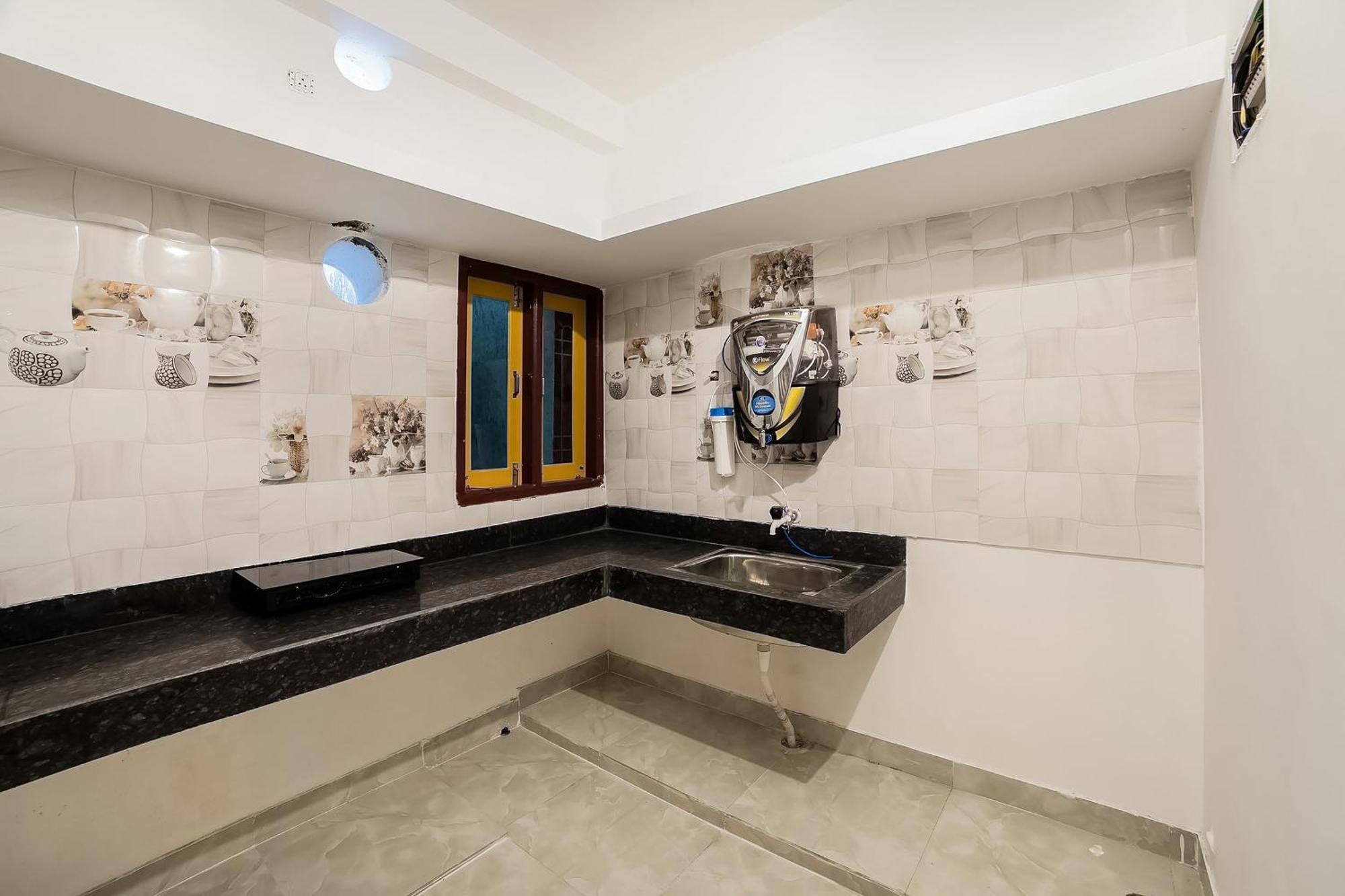Hotel O Khan Basera Khandagiri Екстериор снимка