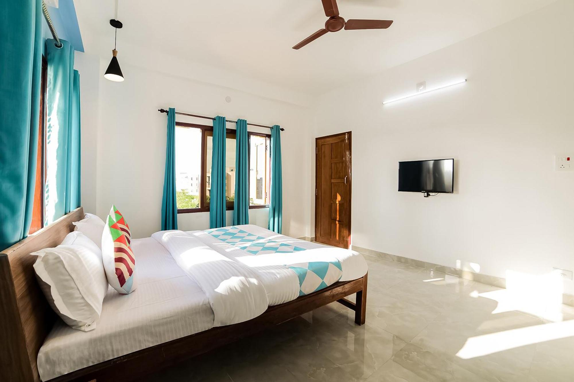 Hotel O Khan Basera Khandagiri Екстериор снимка
