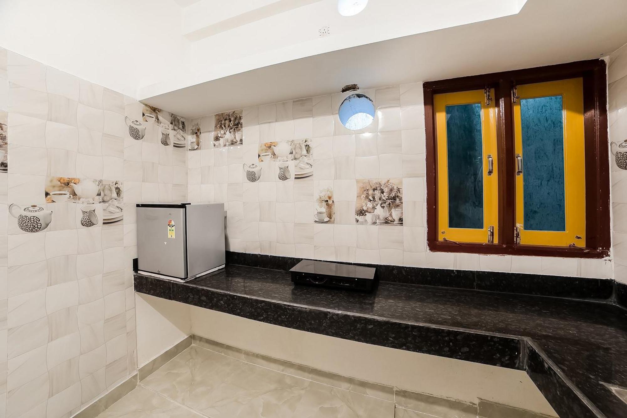 Hotel O Khan Basera Khandagiri Екстериор снимка
